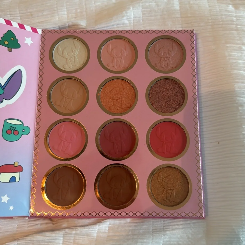 STITCH Pink and White Checkered Stitch make up